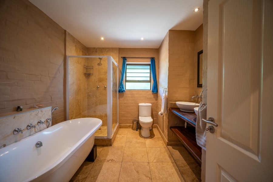 4 Bedroom Property for Sale in St Francis Field Eastern Cape